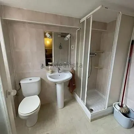 Maison Mitoyenne A 2 Mn De La Muchavista