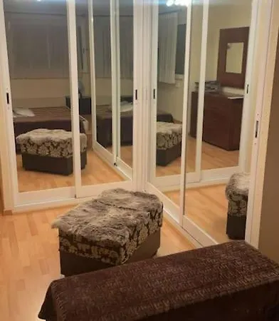 Maison Mitoyenne A 2 Mn De La Muchavista