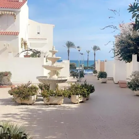 Maison Mitoyenne A 2 Mn De La Muchavista Hébergement de vacances