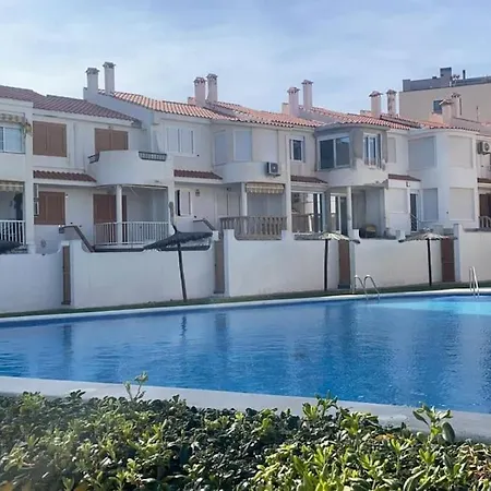 Maison Mitoyenne A 2 Mn De La Muchavista Hébergement de vacances